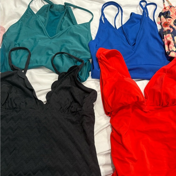 Lot of Cupshe M one piece bathing suits 25 pieces - Picture 2 of 8